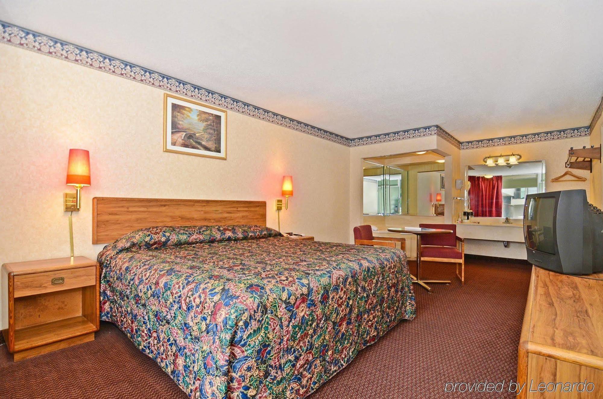 Red Carpet Inn & Suites Carneys Point/Wilmington ภายนอก รูปภาพ